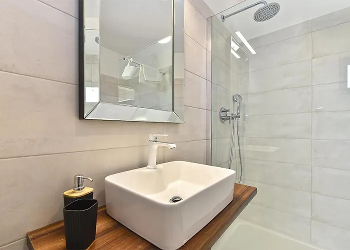 Βίλα Tamara 2044 Πούλα